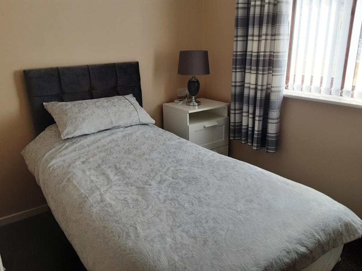 3-Bed Bungalow Near Conwy Valley Close To Castle Colwyn Bay Ngoại thất bức ảnh